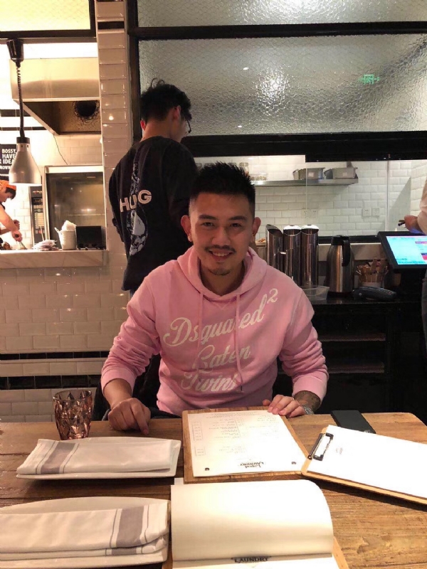 雪云飘的第一张照片--呼和浩特相亲服务中心