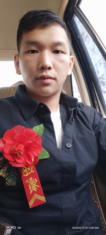 可爱的小猪的第一张照片--呼和浩特相亲服务中心