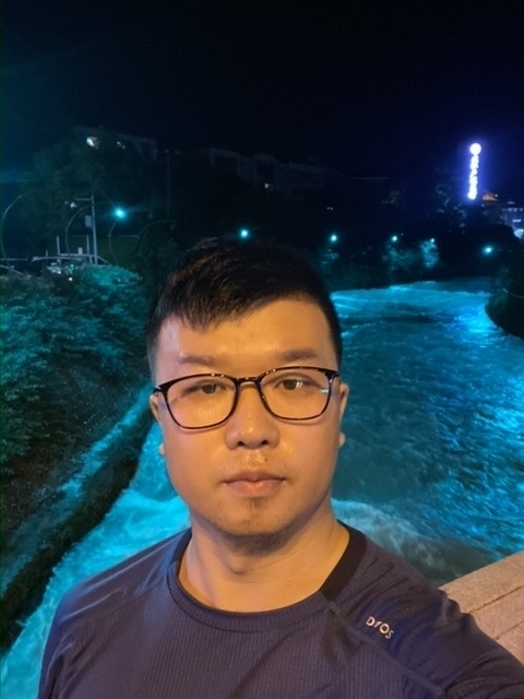 你在哪里的第一张照片--呼和浩特相亲服务中心