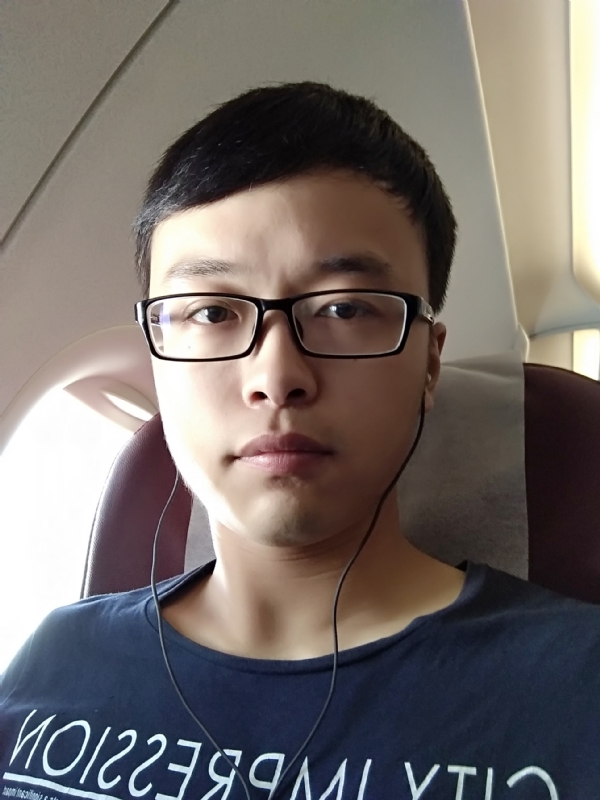 在水一方的第二张照片--呼和浩特相亲服务中心