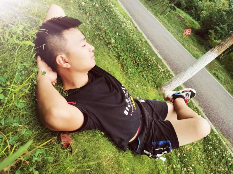 危笑的第一张照片--呼和浩特相亲服务中心