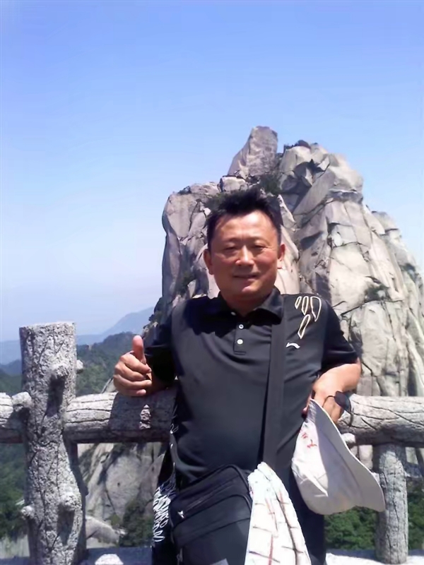 半月亭的第一张照片--呼和浩特相亲服务中心