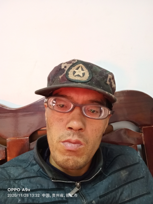 等待有缘人的第四张照片--呼和浩特相亲服务中心