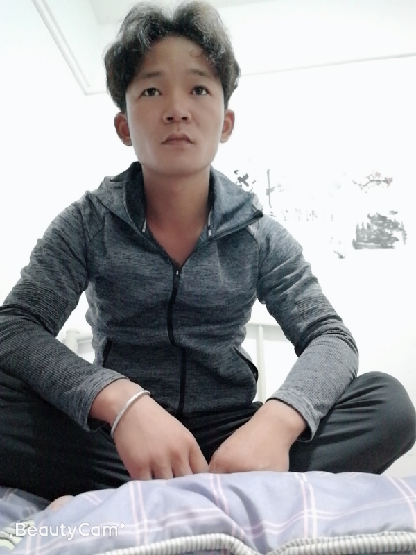 东浩学长的第一张照片--呼和浩特相亲服务中心