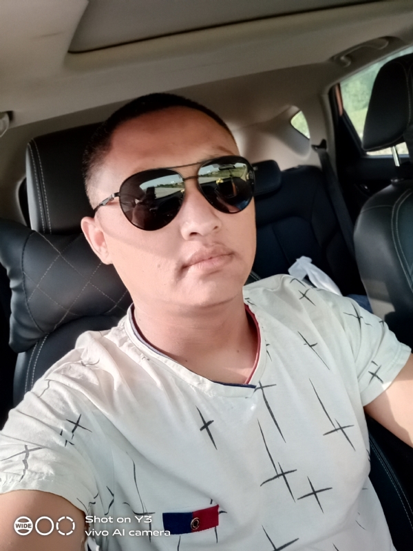 寻缘的第一张照片--呼和浩特相亲服务中心