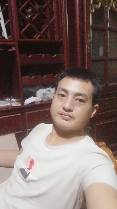 明天遇见你的第一张照片--呼和浩特相亲服务中心