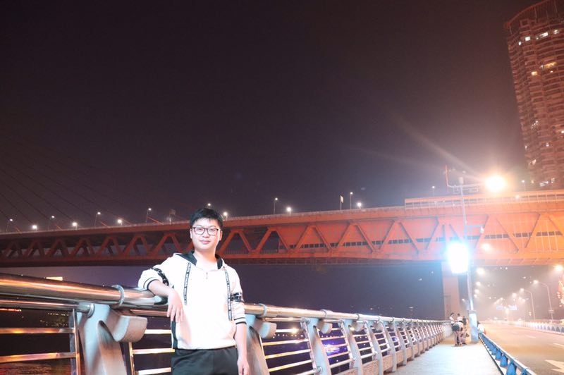 乀漓洛的第二张照片--呼和浩特相亲服务中心