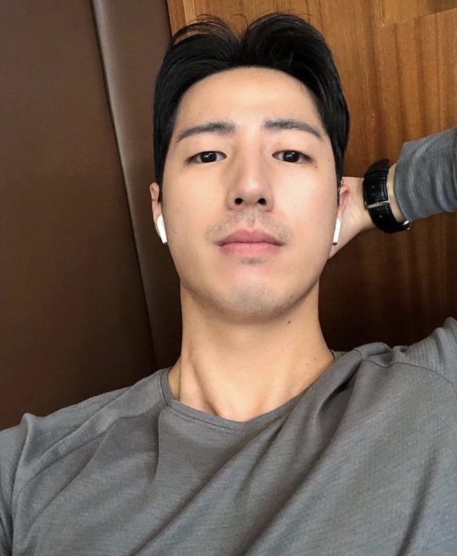 宇星的第二张照片--呼和浩特相亲服务中心