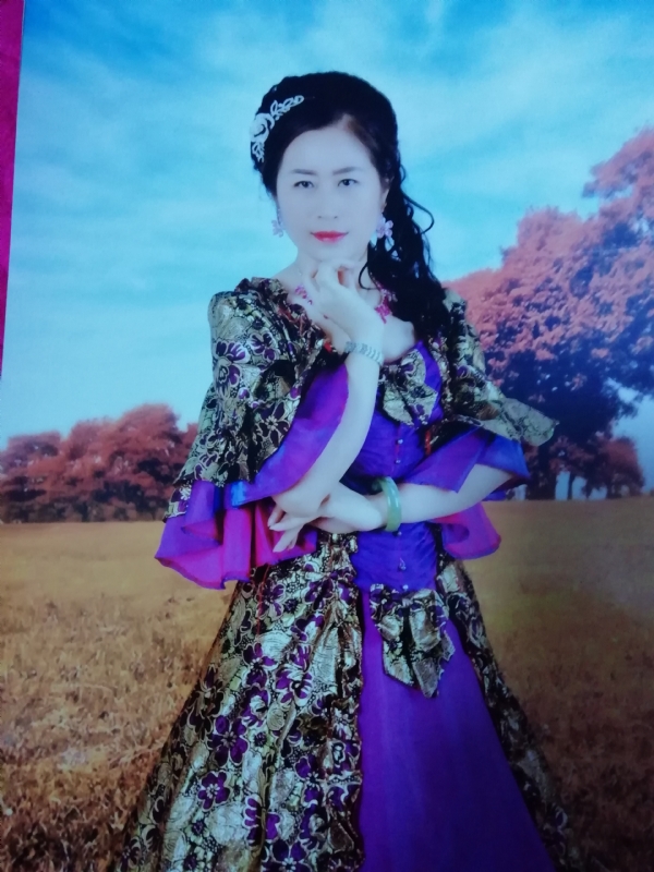 清水芙蓉的第二张照片--呼和浩特相亲服务中心