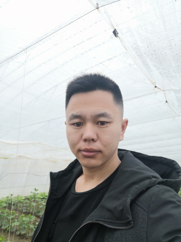 宇成的第一张照片--呼和浩特相亲服务中心