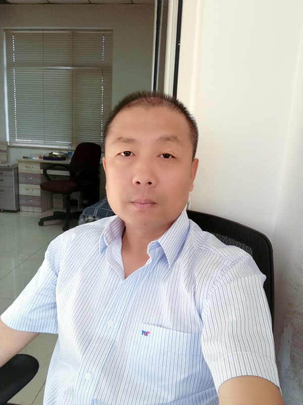 刘爱军的第一张照片--呼和浩特相亲服务中心