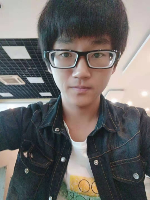 LS书生的第一张照片--呼和浩特相亲服务中心