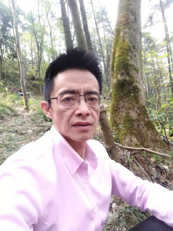 吴彬的第一张照片--呼和浩特相亲服务中心