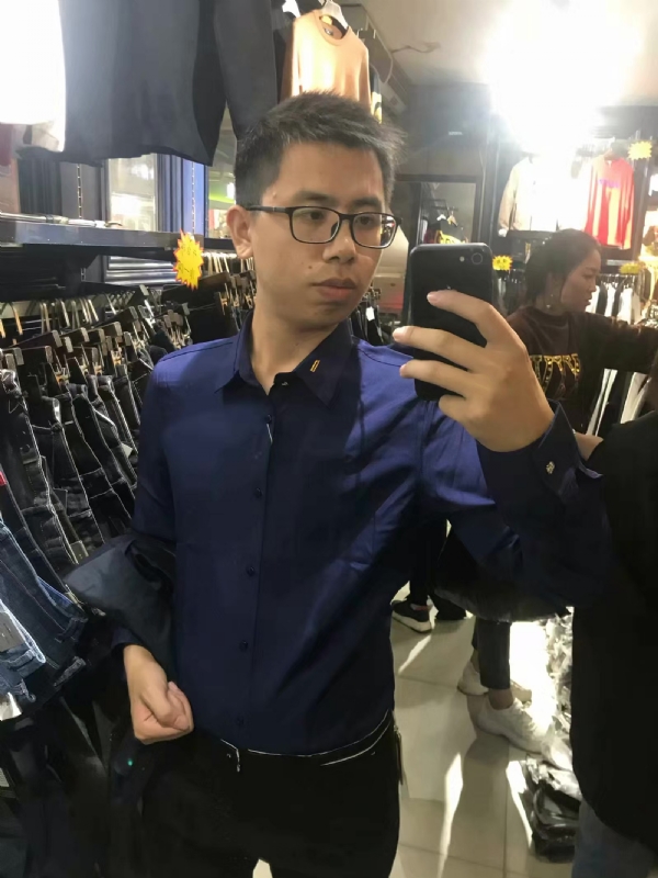 叶自飘零的第一张照片--呼和浩特相亲服务中心