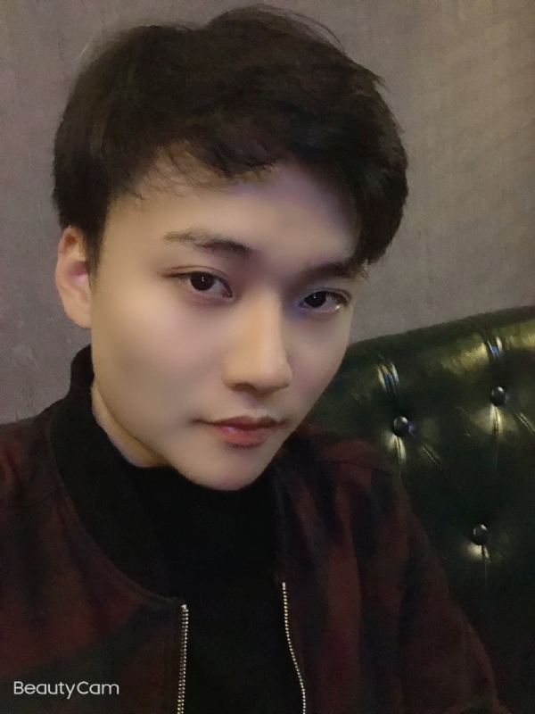 飞鸟和蝉的第一张照片--呼和浩特相亲服务中心