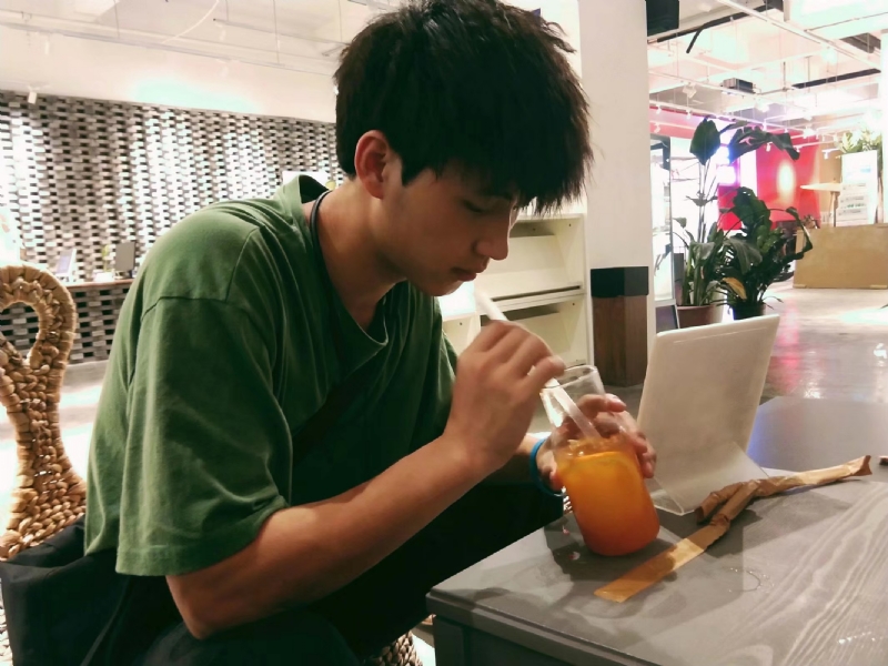 一花一世界的第一张照片--呼和浩特相亲服务中心