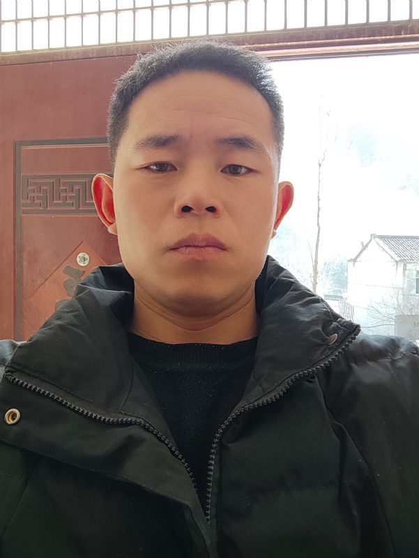 勇敢的成长的第一张照片--呼和浩特相亲服务中心