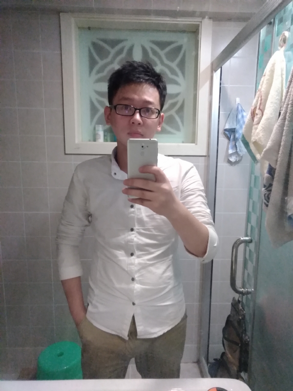 花谢魂伤的第二张照片--呼和浩特相亲服务中心