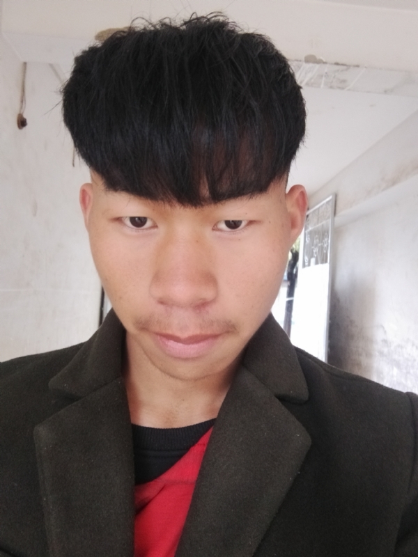 少年不在少的第二张照片--呼和浩特相亲服务中心