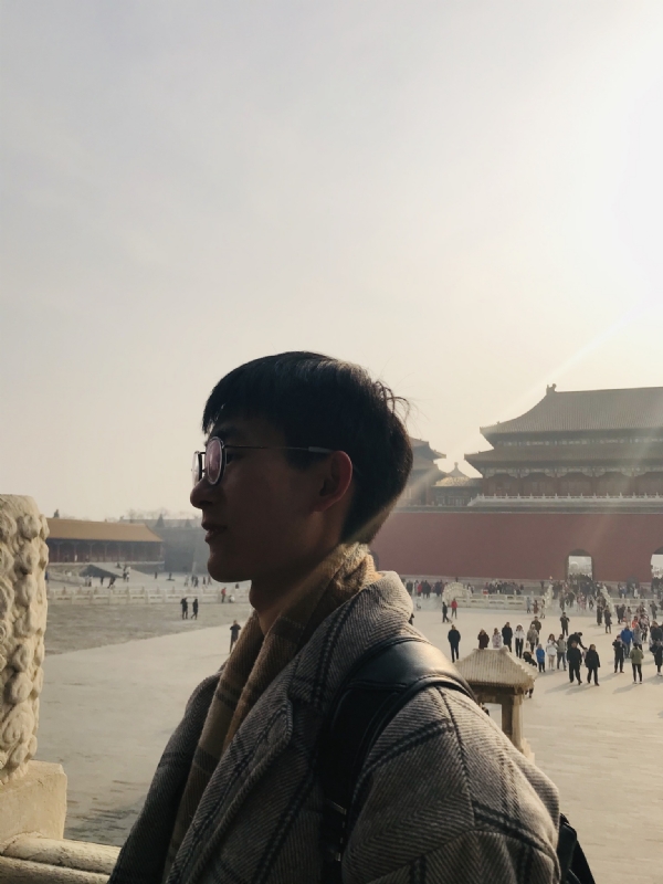 夏侯醉平的第一张照片--呼和浩特相亲服务中心