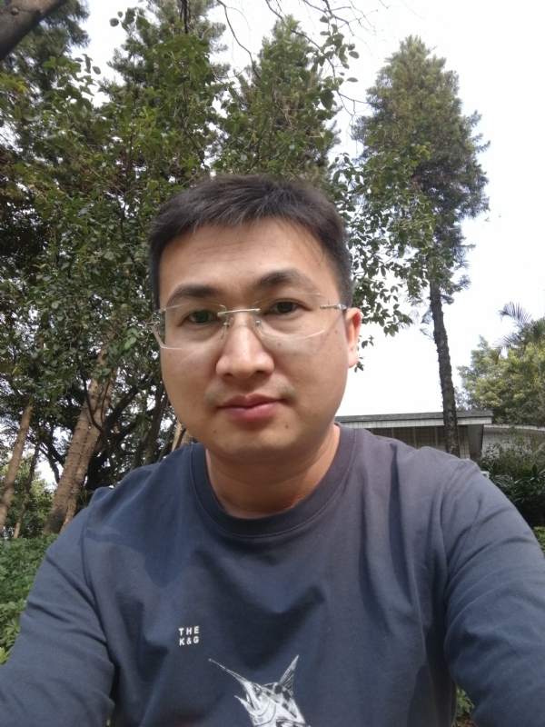 不如随风的第二张照片--呼和浩特相亲服务中心