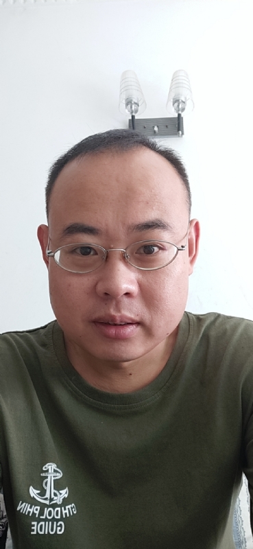 虫儿飞的第一张照片--呼和浩特相亲服务中心