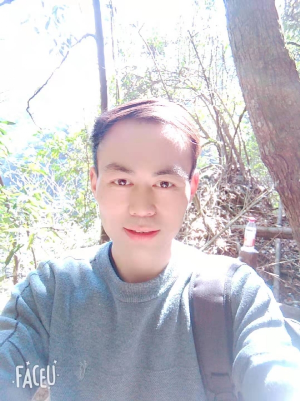 阿龙的第一张照片--呼和浩特相亲服务中心