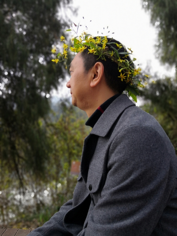 小白杨的第一张照片--呼和浩特相亲服务中心