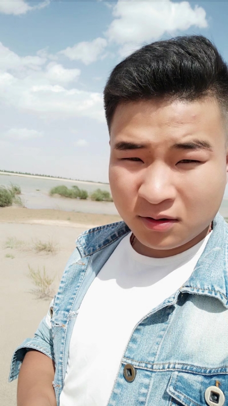 王强的第一张照片--呼和浩特相亲服务中心