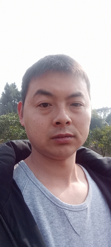 亲亲抱抱我爱你的第一张照片--呼和浩特相亲服务中心