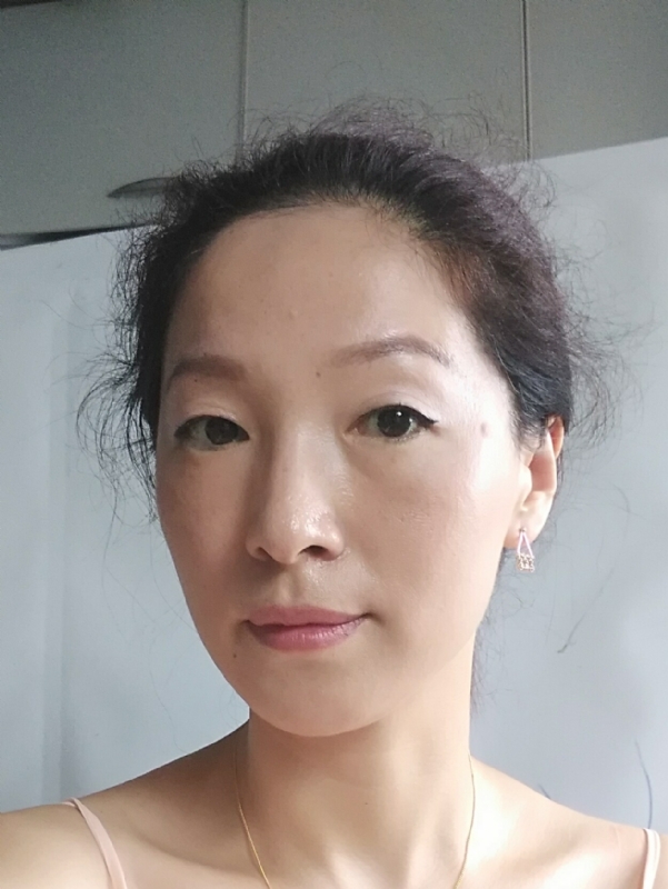 彼岸花的第一张照片--呼和浩特相亲服务中心