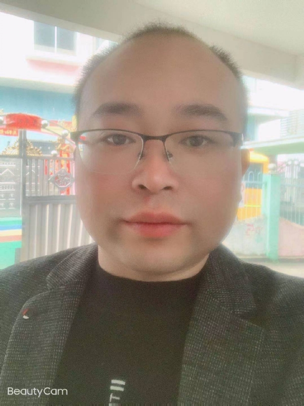 海阔凭鱼跃的第一张照片--呼和浩特相亲服务中心