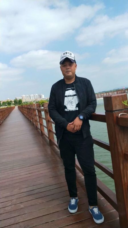 人生如戏的第二张照片--呼和浩特相亲服务中心