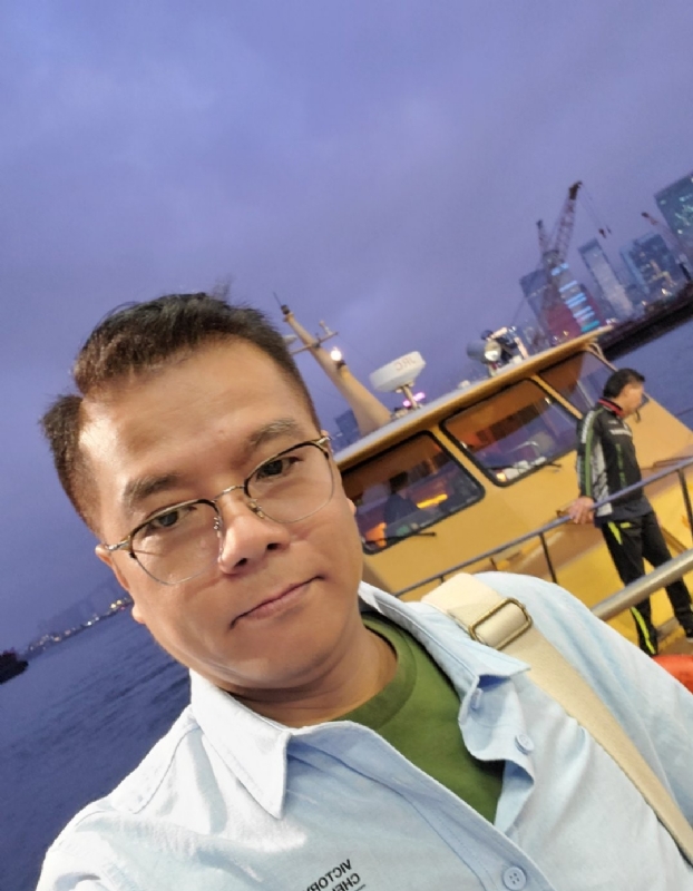 天道酬勤的第一张照片--呼和浩特相亲服务中心