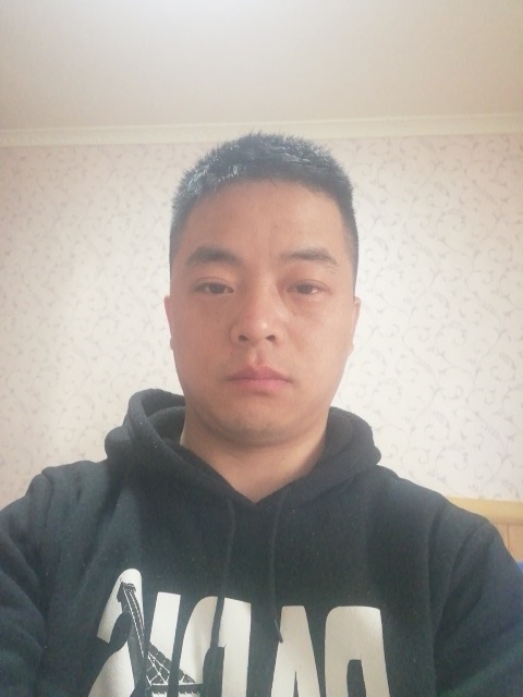 亿树的第一张照片--呼和浩特相亲服务中心