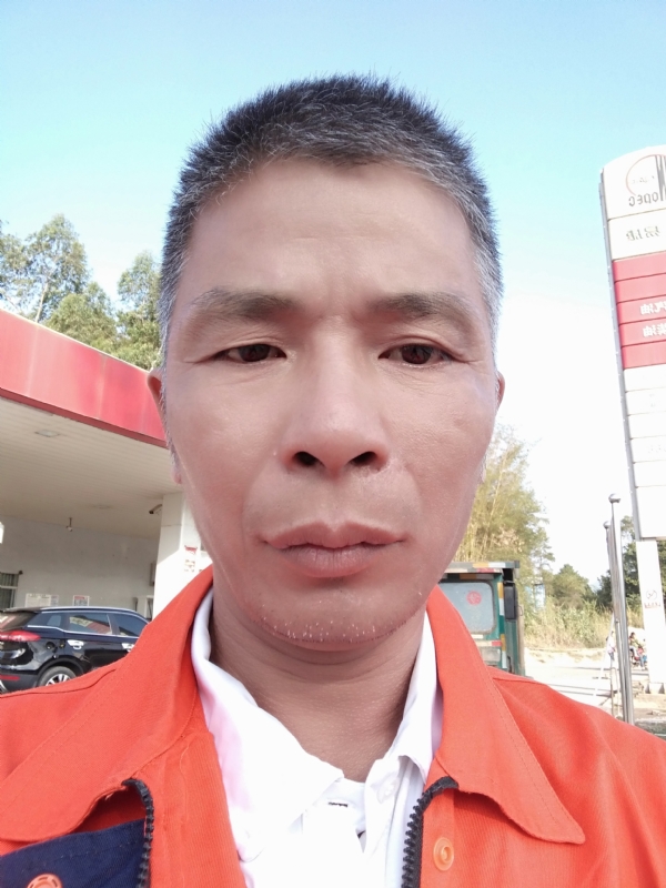 静候缘分的第一张照片--呼和浩特相亲服务中心