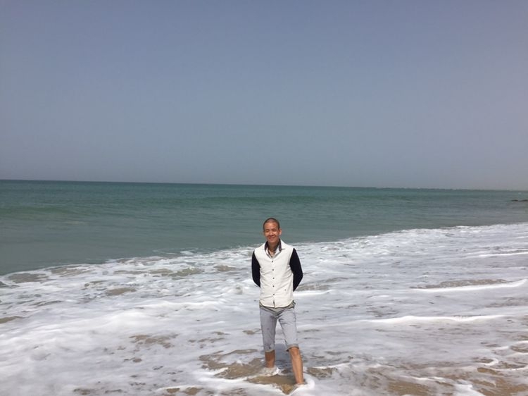 文字的忧伤的第一张照片--呼和浩特相亲服务中心