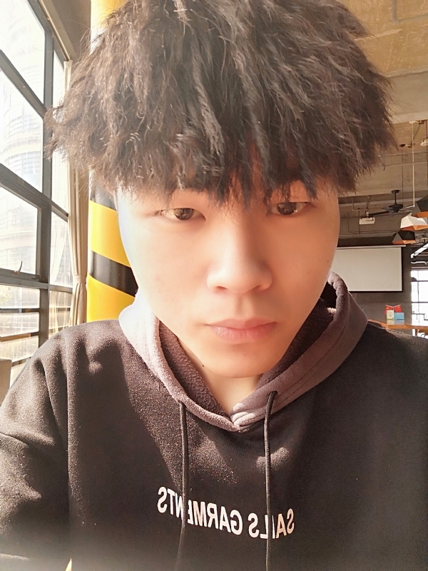 阿荡的第一张照片--呼和浩特相亲服务中心