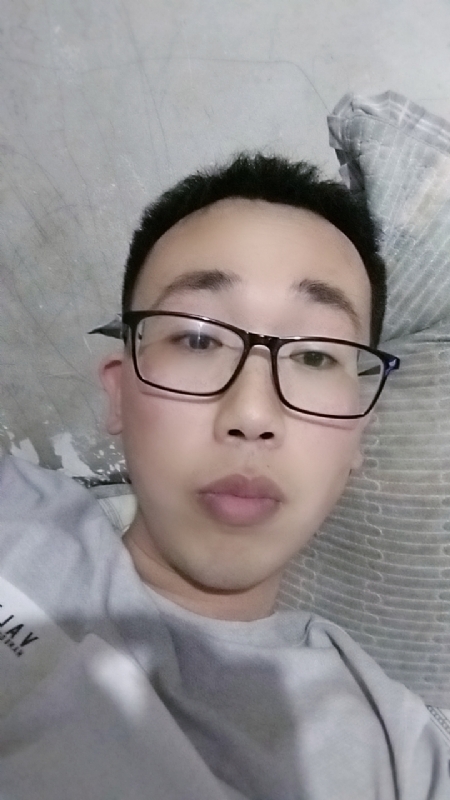 喜欢比我大的女人的第一张照片--呼和浩特相亲服务中心