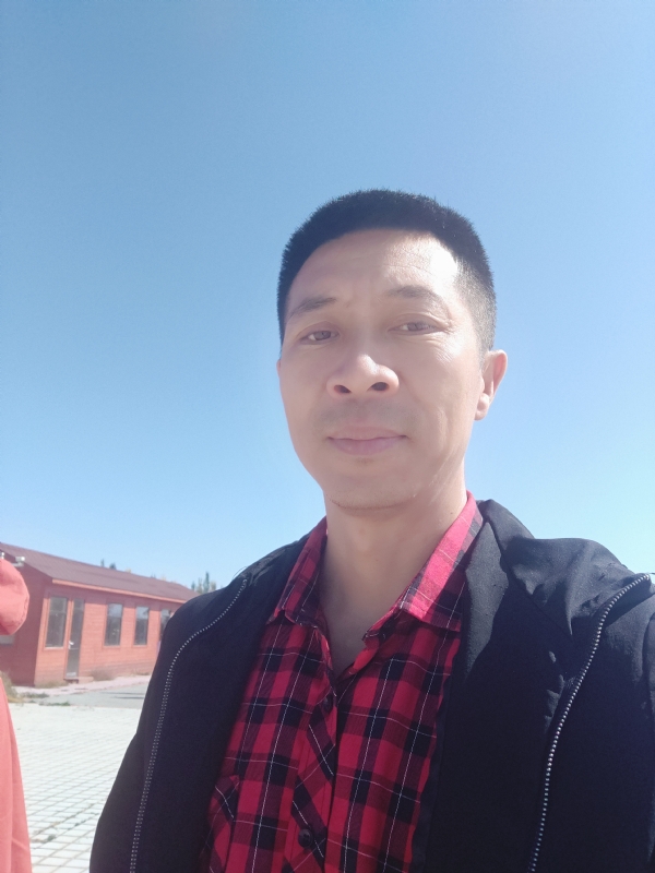 风滚草的坚持的第一张照片--呼和浩特相亲服务中心