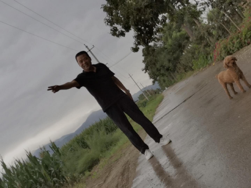 每天的温暖的第一张照片--呼和浩特相亲服务中心