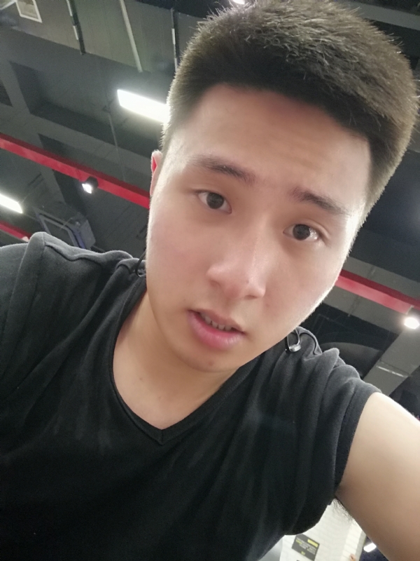 江南的雨的第一张照片--呼和浩特相亲服务中心