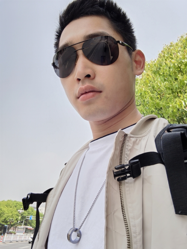 残花落陌,的第一张照片--呼和浩特相亲服务中心