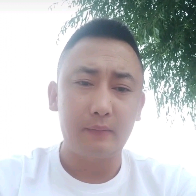 潇洒的第一张照片--呼和浩特相亲服务中心