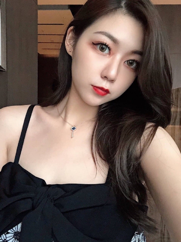 半度微涼的第一张照片--呼和浩特相亲服务中心