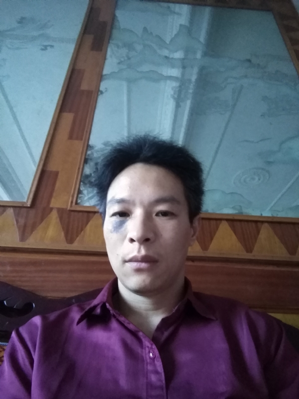 风中落叶的第一张照片--呼和浩特相亲服务中心