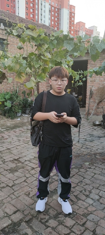 辛禹的第二张照片--呼和浩特相亲服务中心