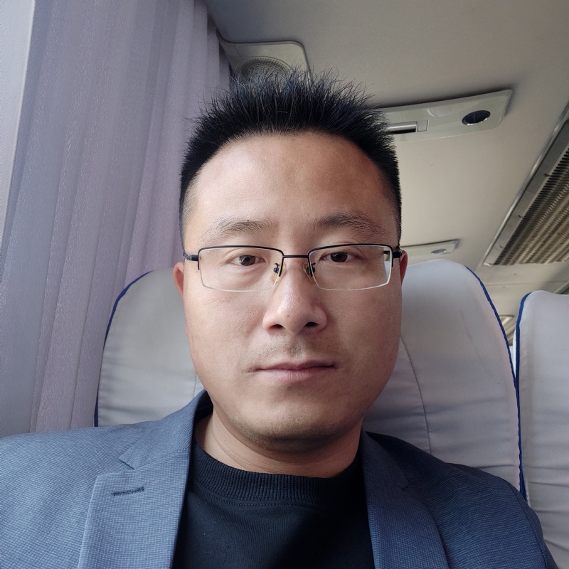 桑业挺的第一张照片--呼和浩特相亲服务中心