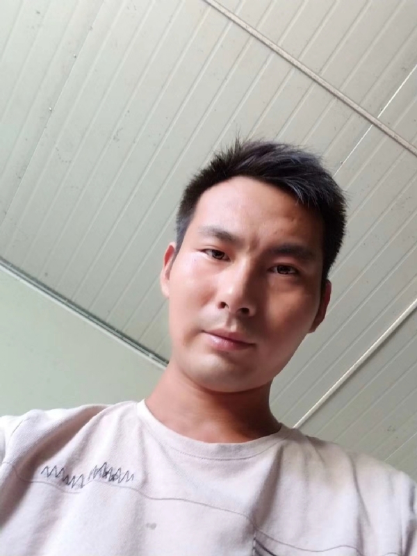 快乐肥宅水的第一张照片--呼和浩特相亲服务中心