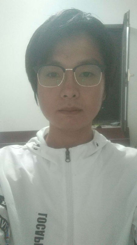 轻吻的第一张照片--呼和浩特相亲服务中心